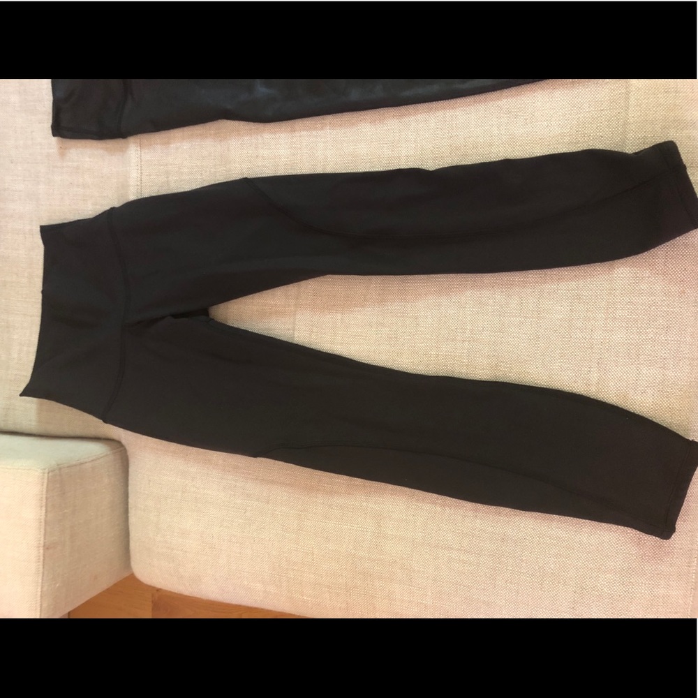 Lululemon 3/4 leggings EUC